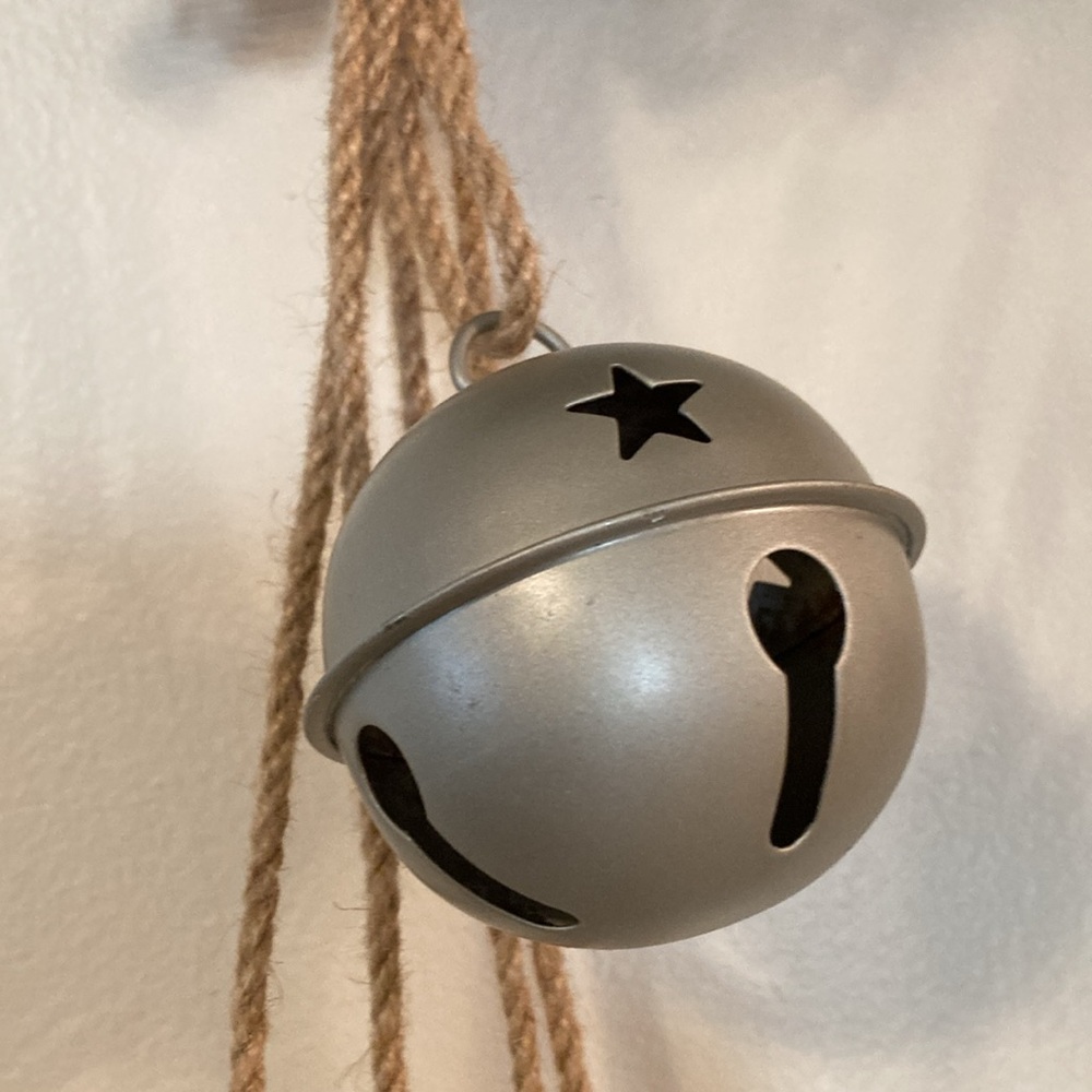 Christmas Bells - Picture 3 of 4